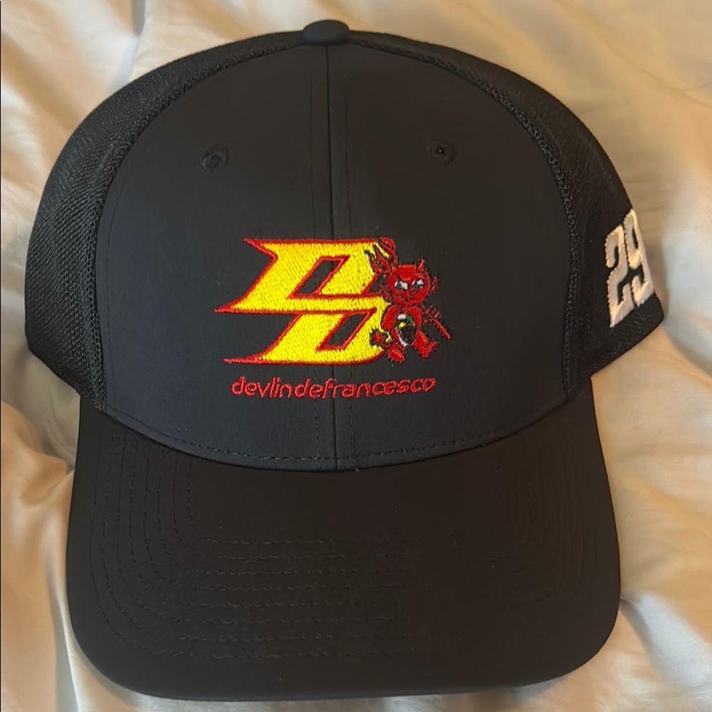 NWT‎ nascar hat